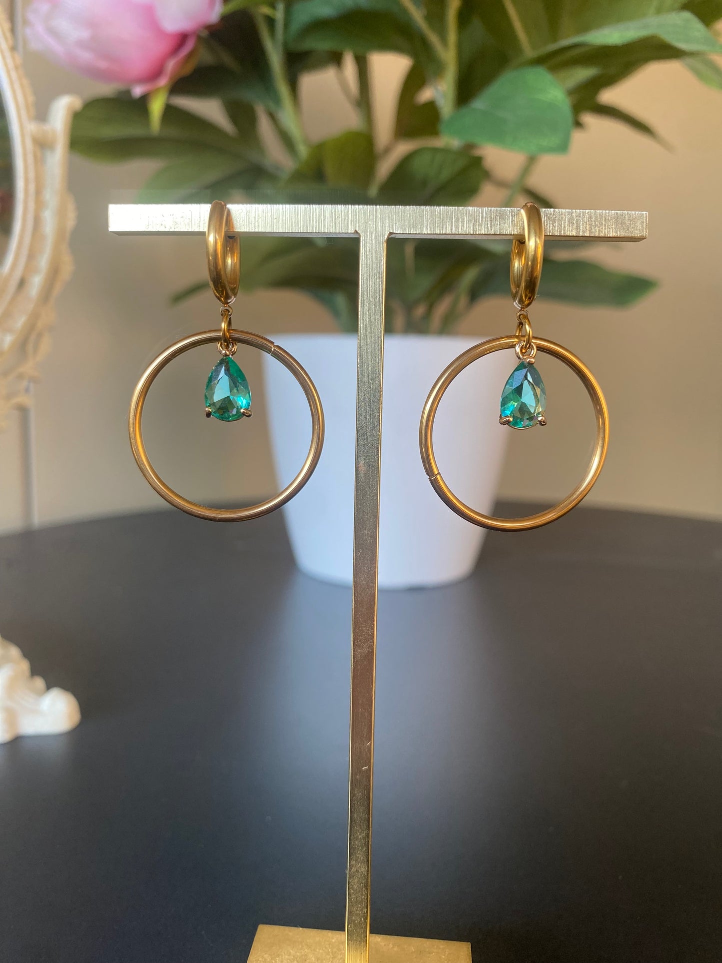 Lady green earrings