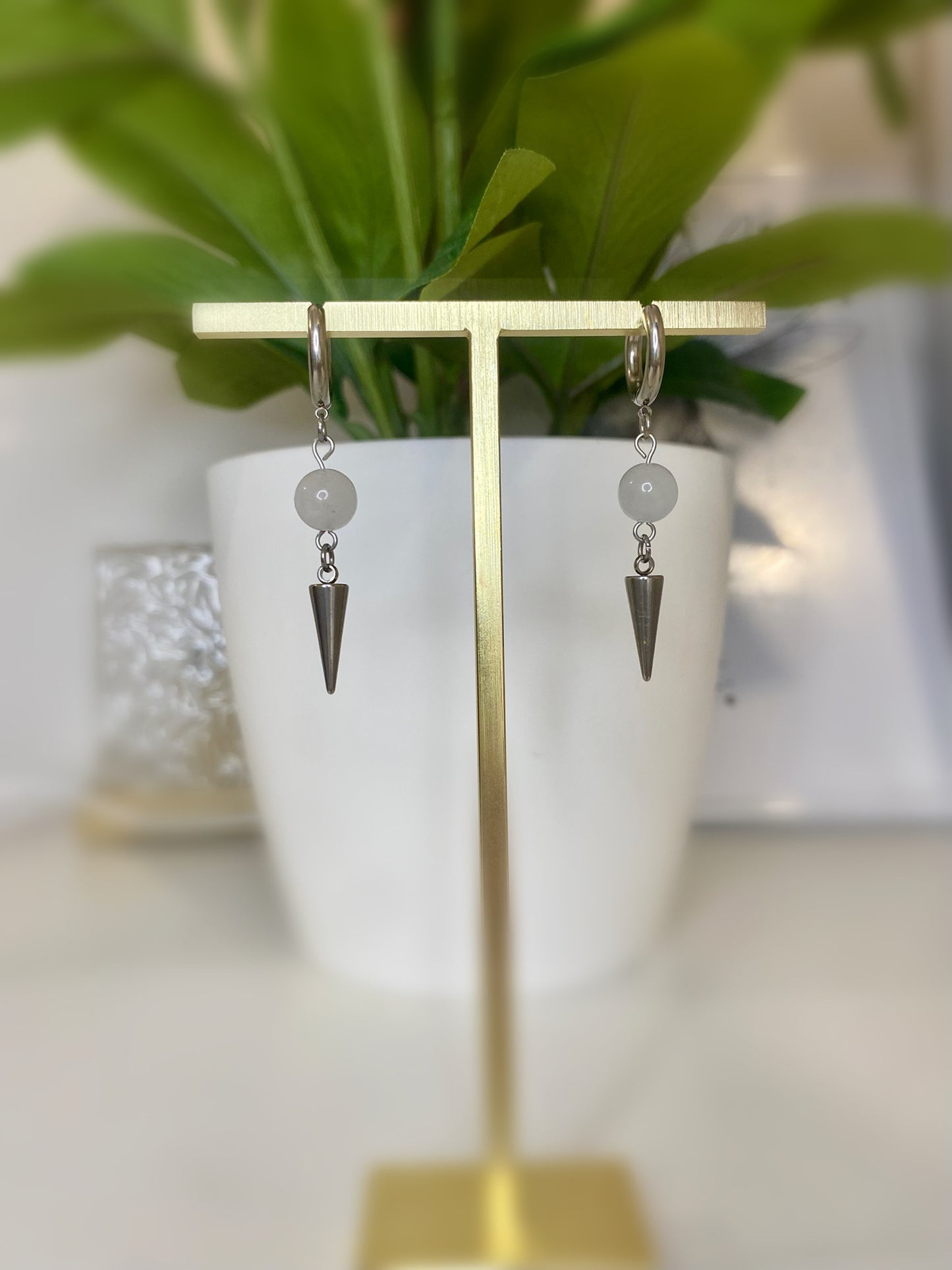 White spike Silver