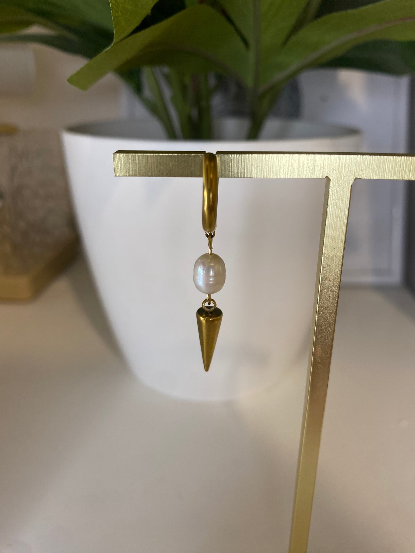 Pearl spike